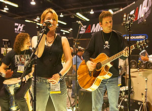 FUTURE 86 at NAMM 2005